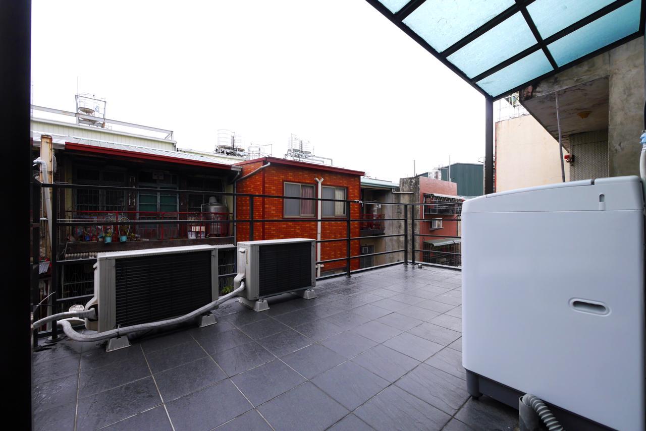 Luca Hotel Taichung Exterior foto